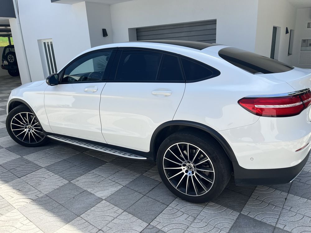 Mercedes-Benz GLC 250 d Coupé AMG Line 4- Matic