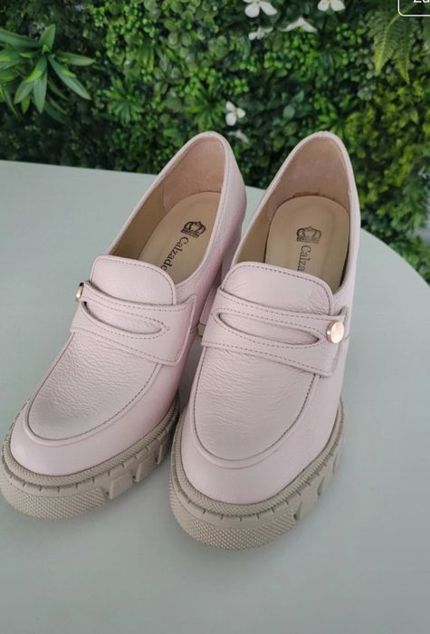 Półbuty mokasyny polskie skórzane skóra pudrowe słupek wygodne