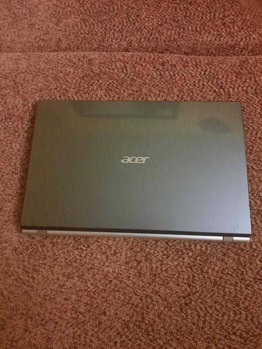 Laptop: Acer V3-571G