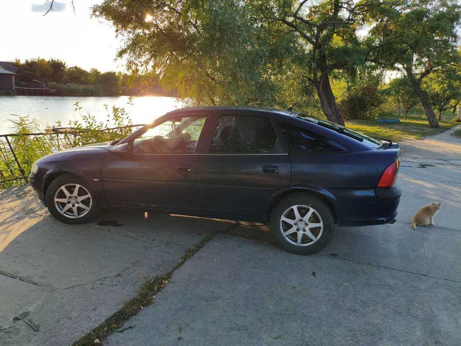 Opel Vectra 2.0  без торга