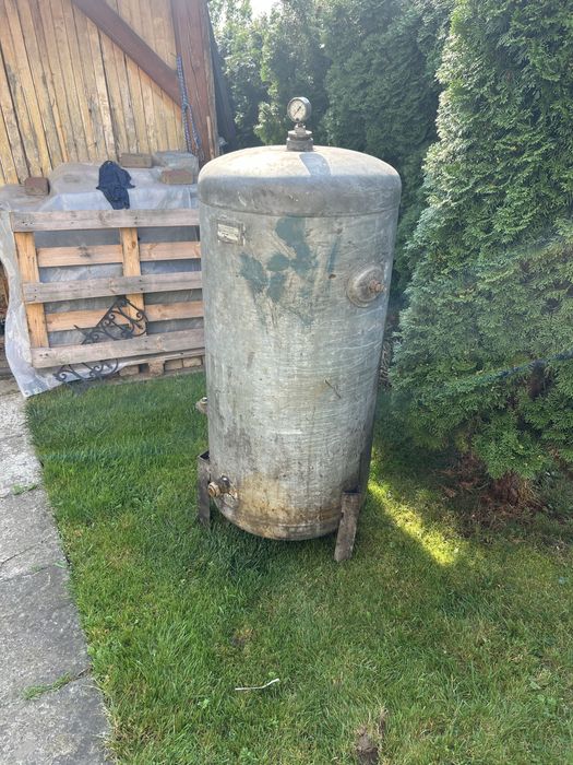 Zbiornik 300 l z hydroforu