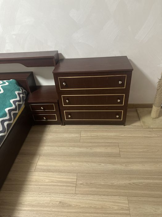 Спальня меблі комплект