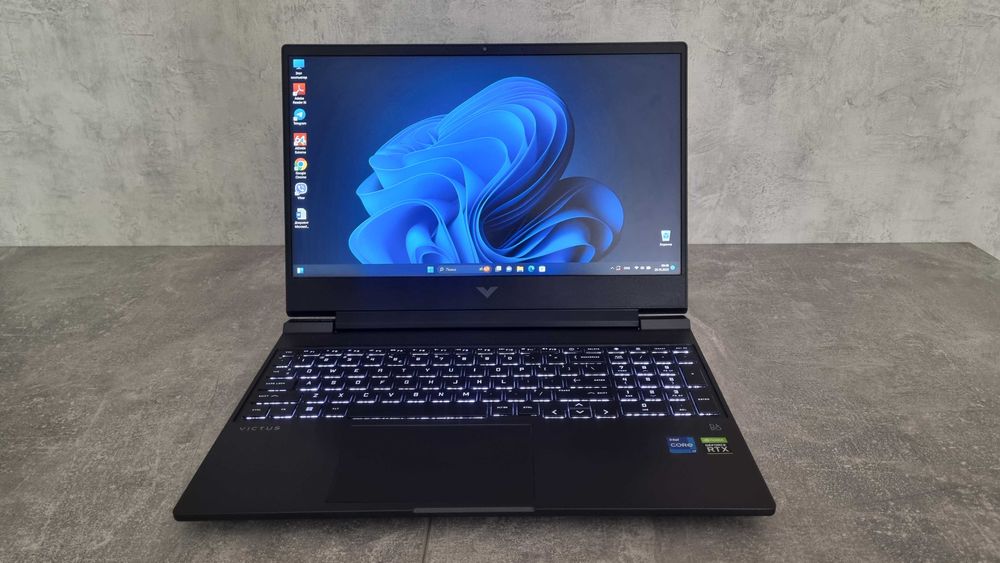Сток Геймерський Ноутбук HP Victus/15.6"/I5-13420H/RTX 3050 6-GB