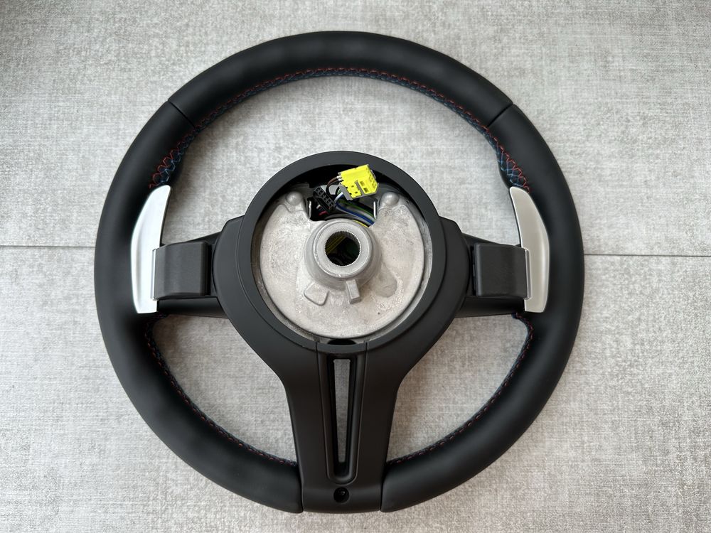 М руль BMW e70 e90 e91 e92 e71 e89 e81 e82 e83 e84 e87