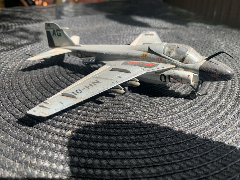 Model plastikowy samolotu Tamiya 1:100 A-6E Intruder