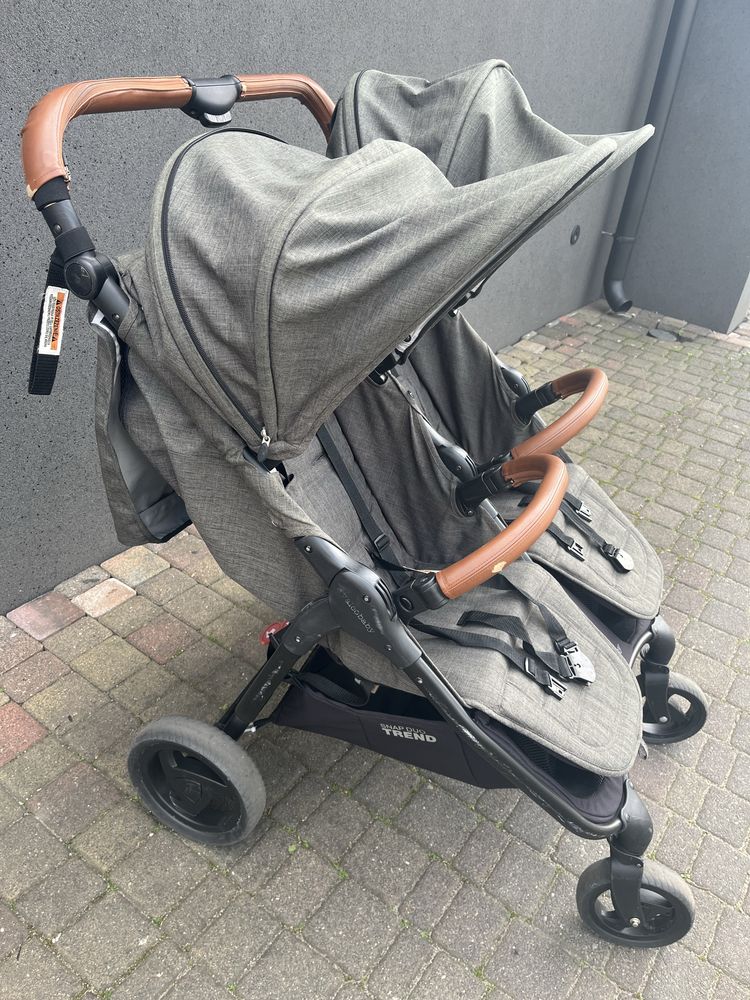 Spacerówka bliźniacza Valco Baby Snap duo Trend