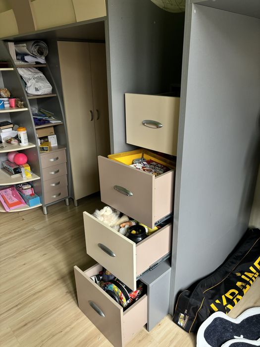 Дитяча - горище