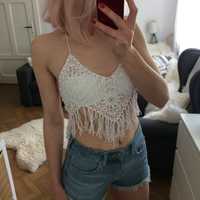 Crop top biały boho hippie szydełko frędzle ażurowy letni plażowy S 36