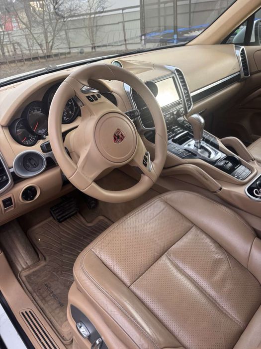 Porsche Cayenne 2013 , дизель , обмін