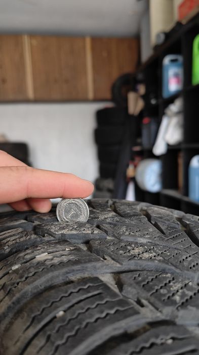 Opony zimowe Nokian WR SUV 4 215 70 r16