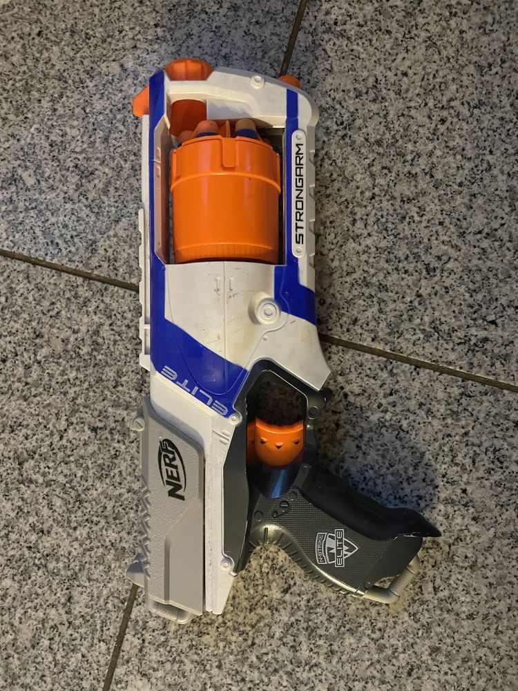 Pistolet Nerf Strong Arm