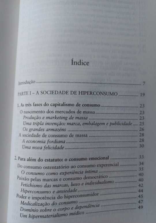 A Felicidade Paradoxal - Gilles Lipovetsky