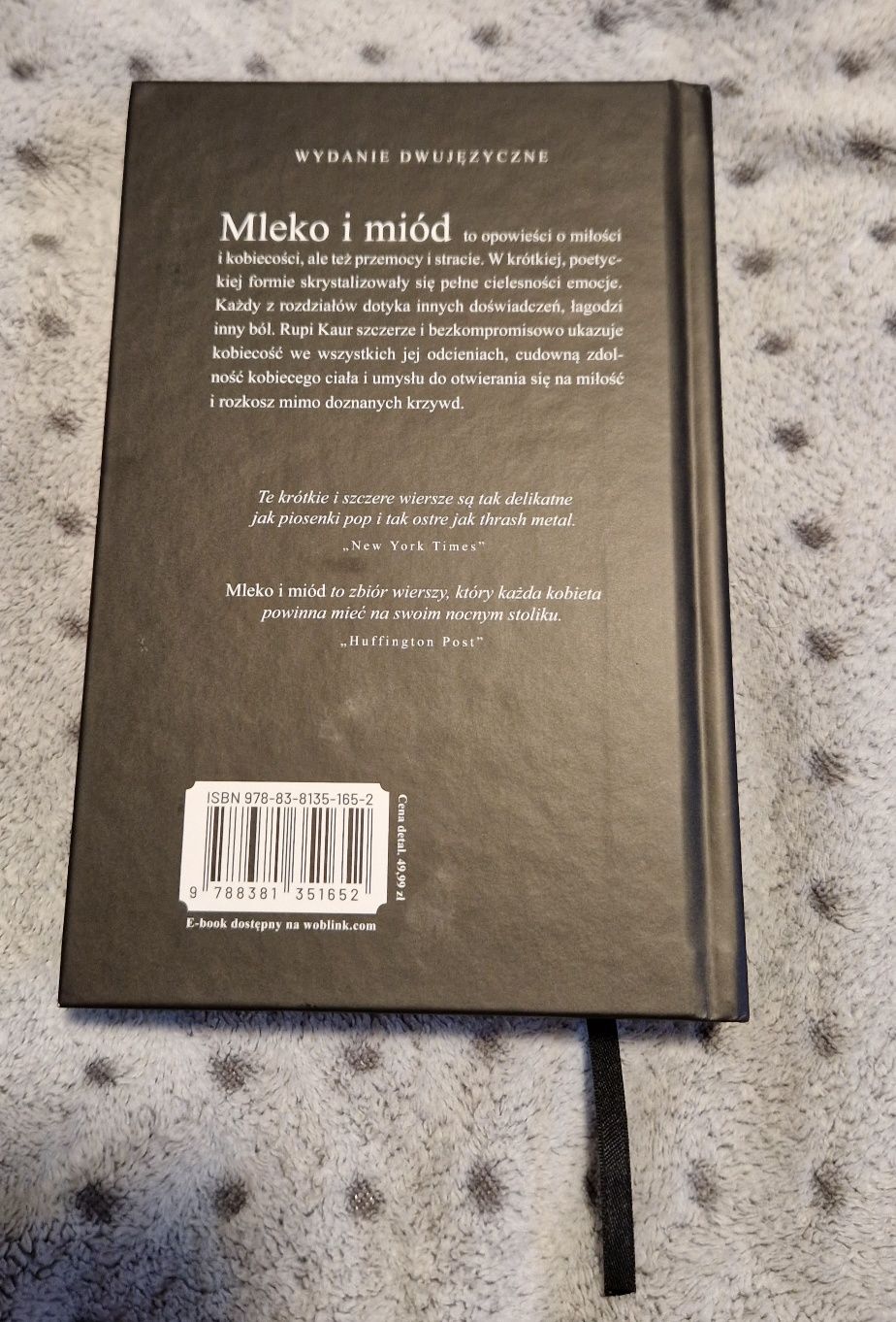 "Mleko i miód" rupi kaur