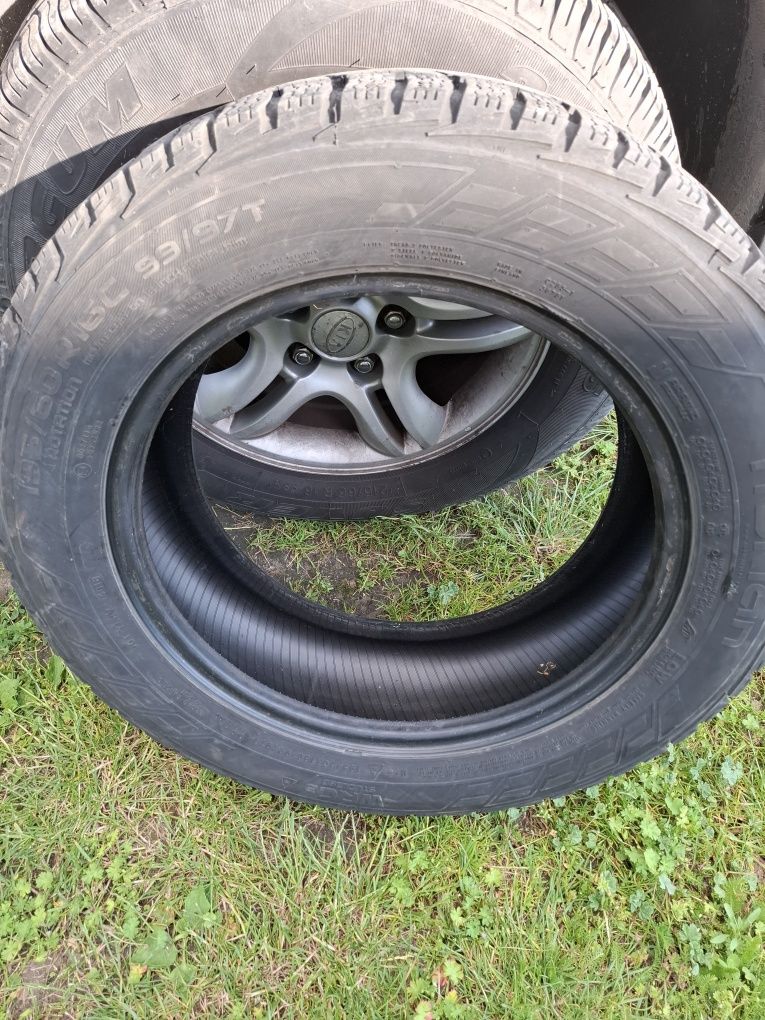 Sprzedam opony zimowe 195 / 60 R16C