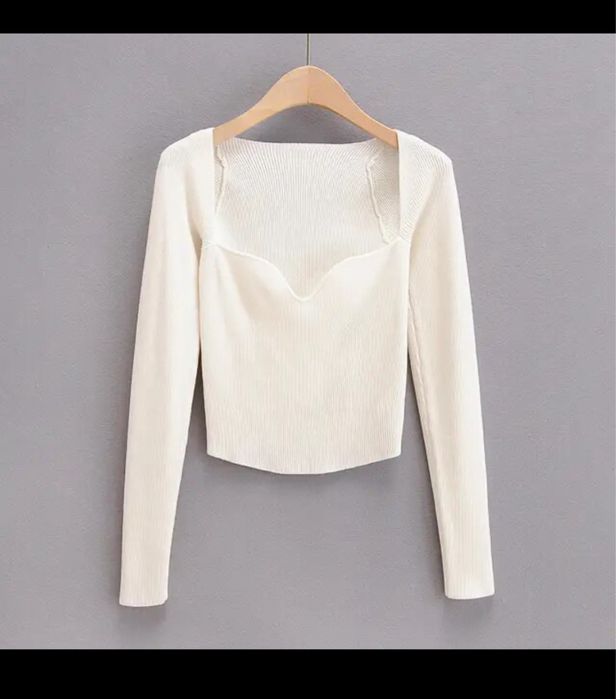 Кофтинка в рубчик молочна