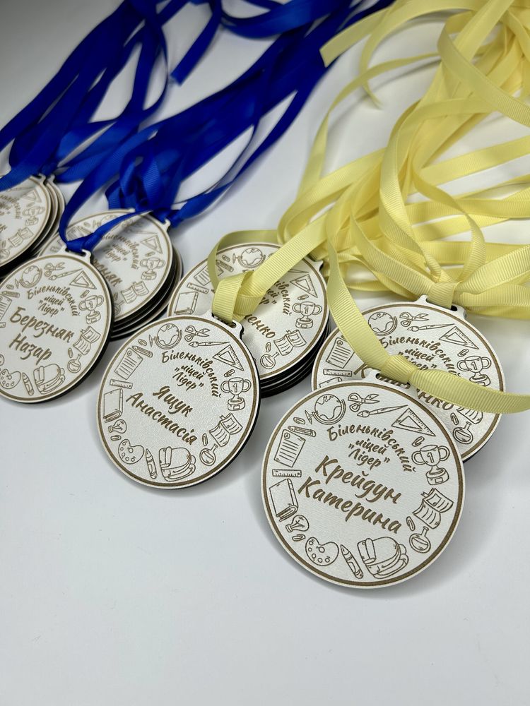 Медаль для випускників, іменна медаль, випускний у садочку