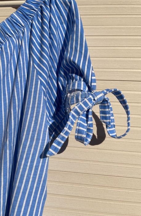 koszulka z odkrytymi ramionami