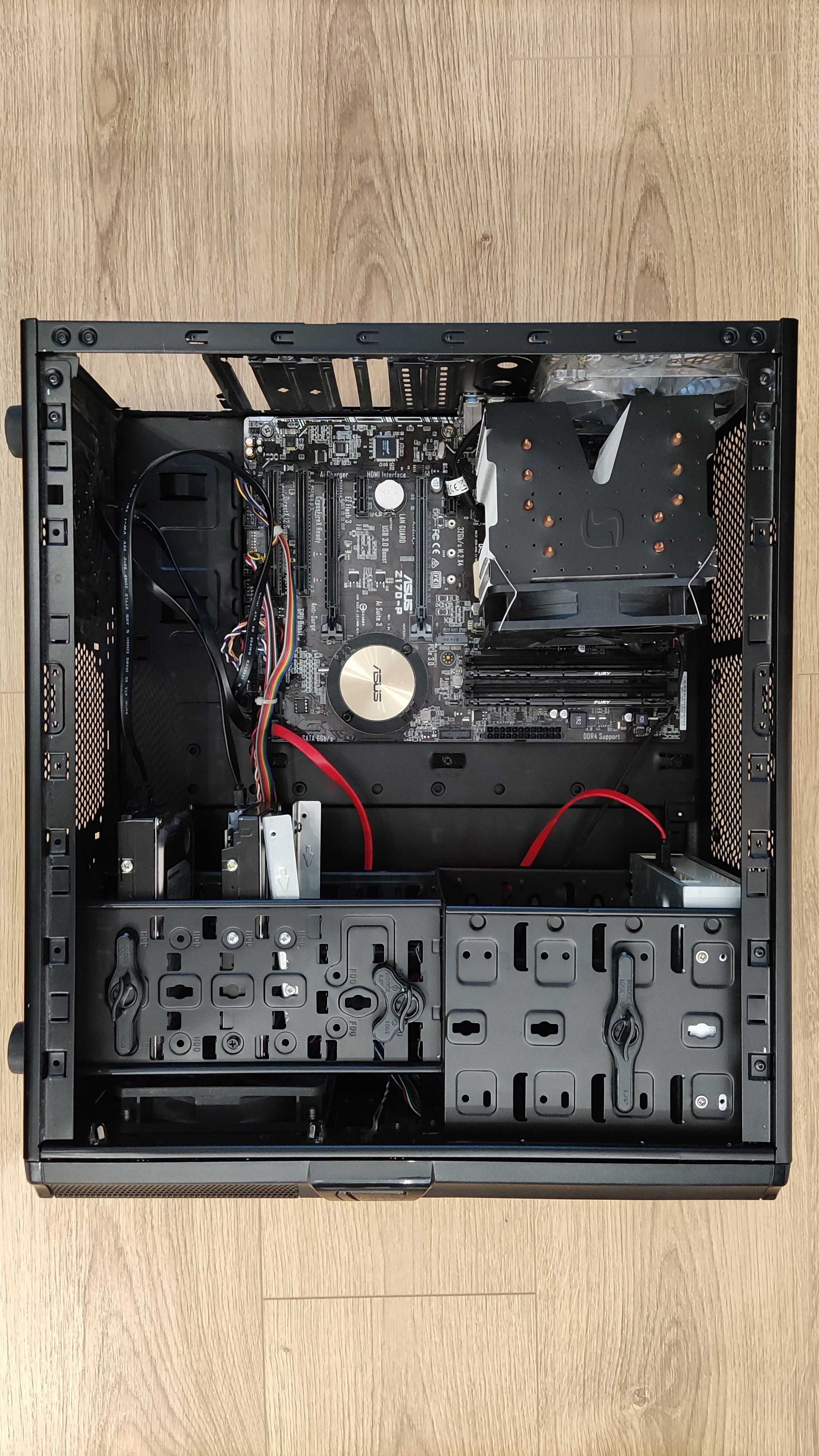 i5-6600k, Fortis 3, Asus Z170-P, 16GB DDR4 3200MHz CL16, HDD 1TB+500GB