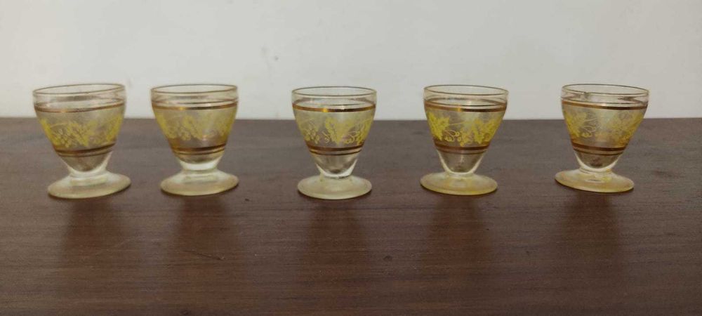 Conjunto de 5 copos de licor