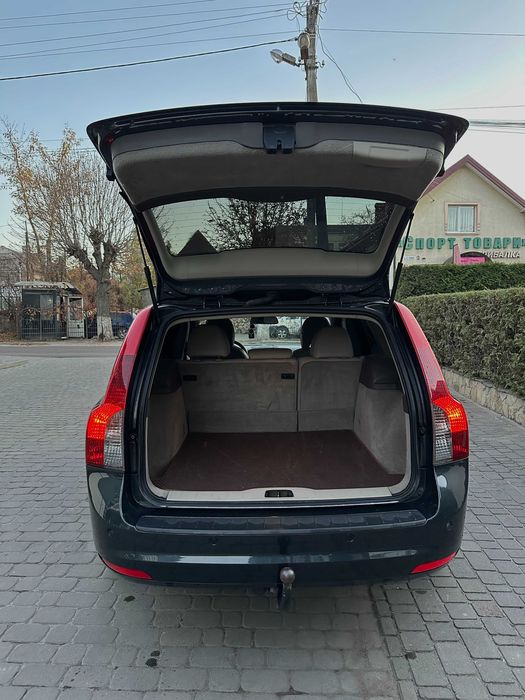 Volvo V50 1.6 дизель 2010