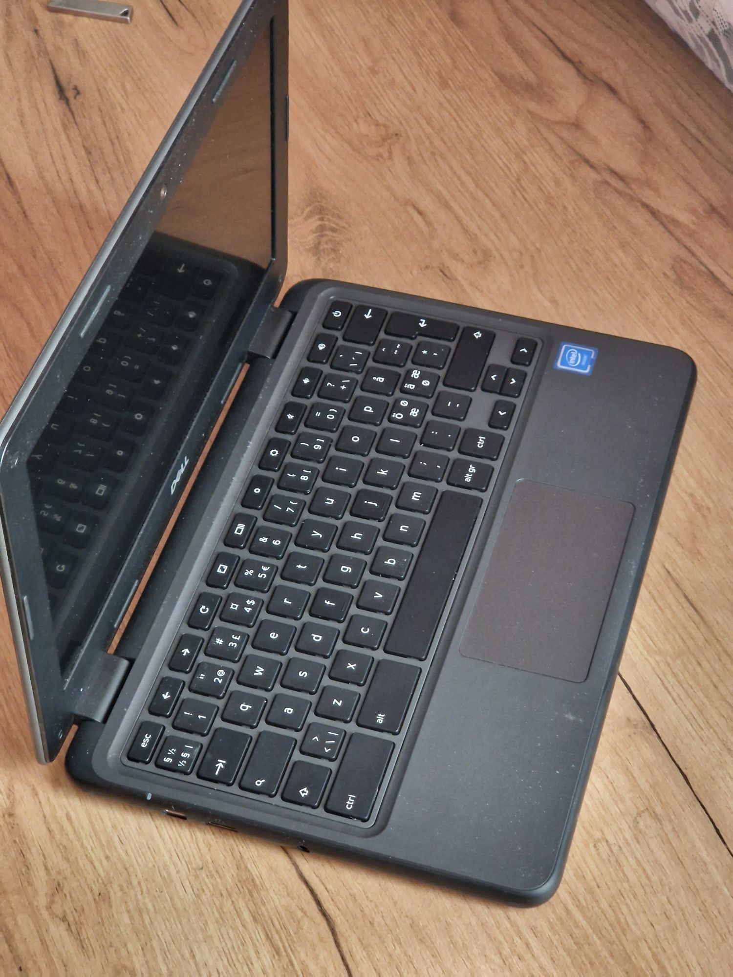 Chromebook Dell chromeOS/sklep Play/ 4GB RAM 32 PAMIĘĆ