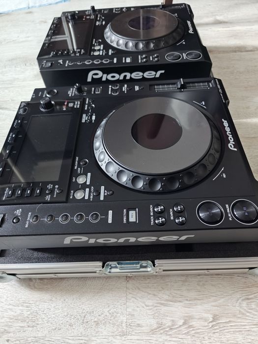 CDJ 900 NEXUS +  case gratis!