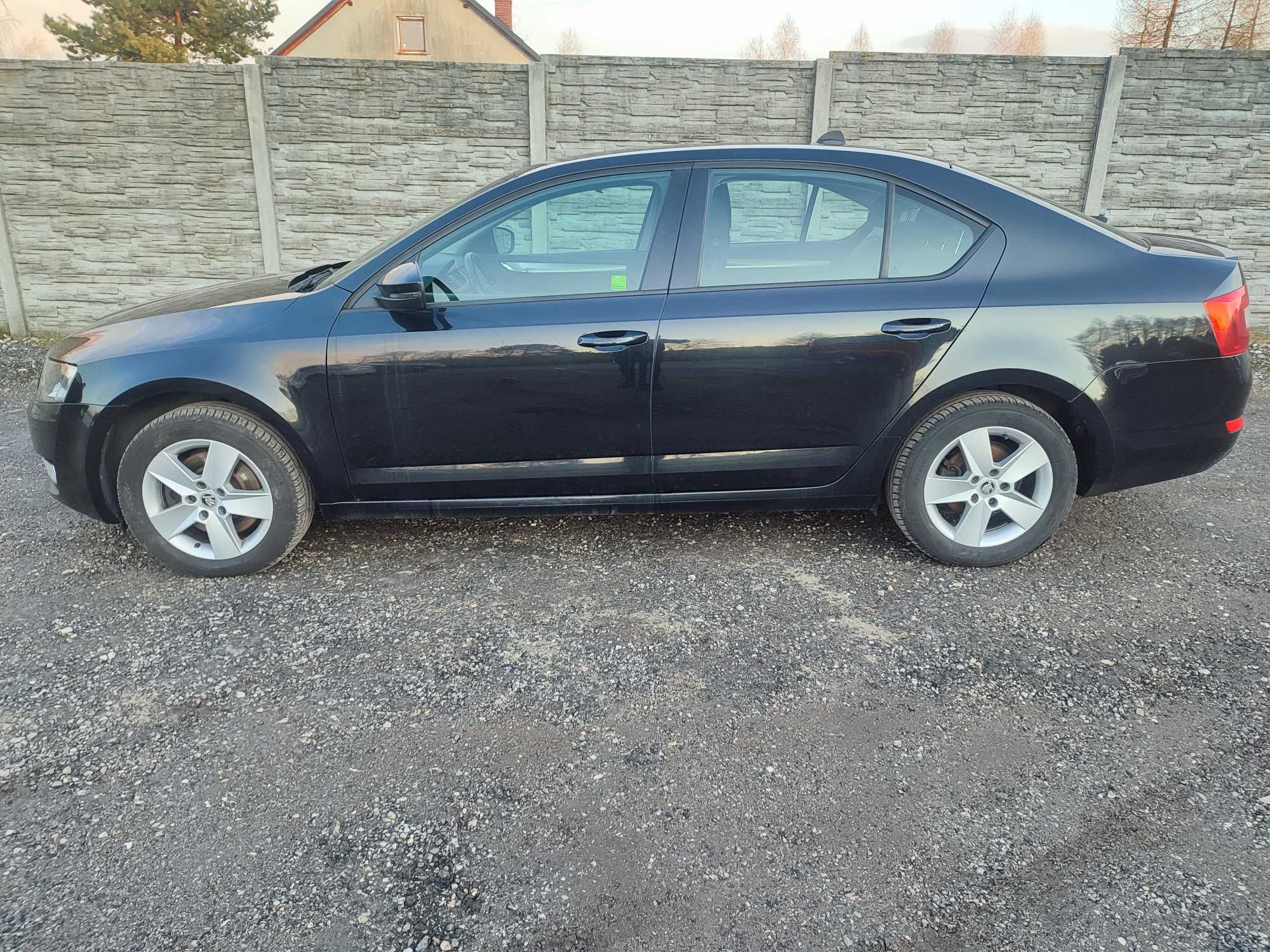 Skoda Octavia 2014 rok  bi xenon