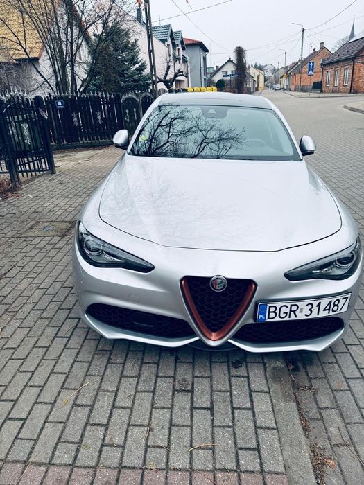 Alfa Romeo Giulia Sprzedam Alfa Romeo Gulia