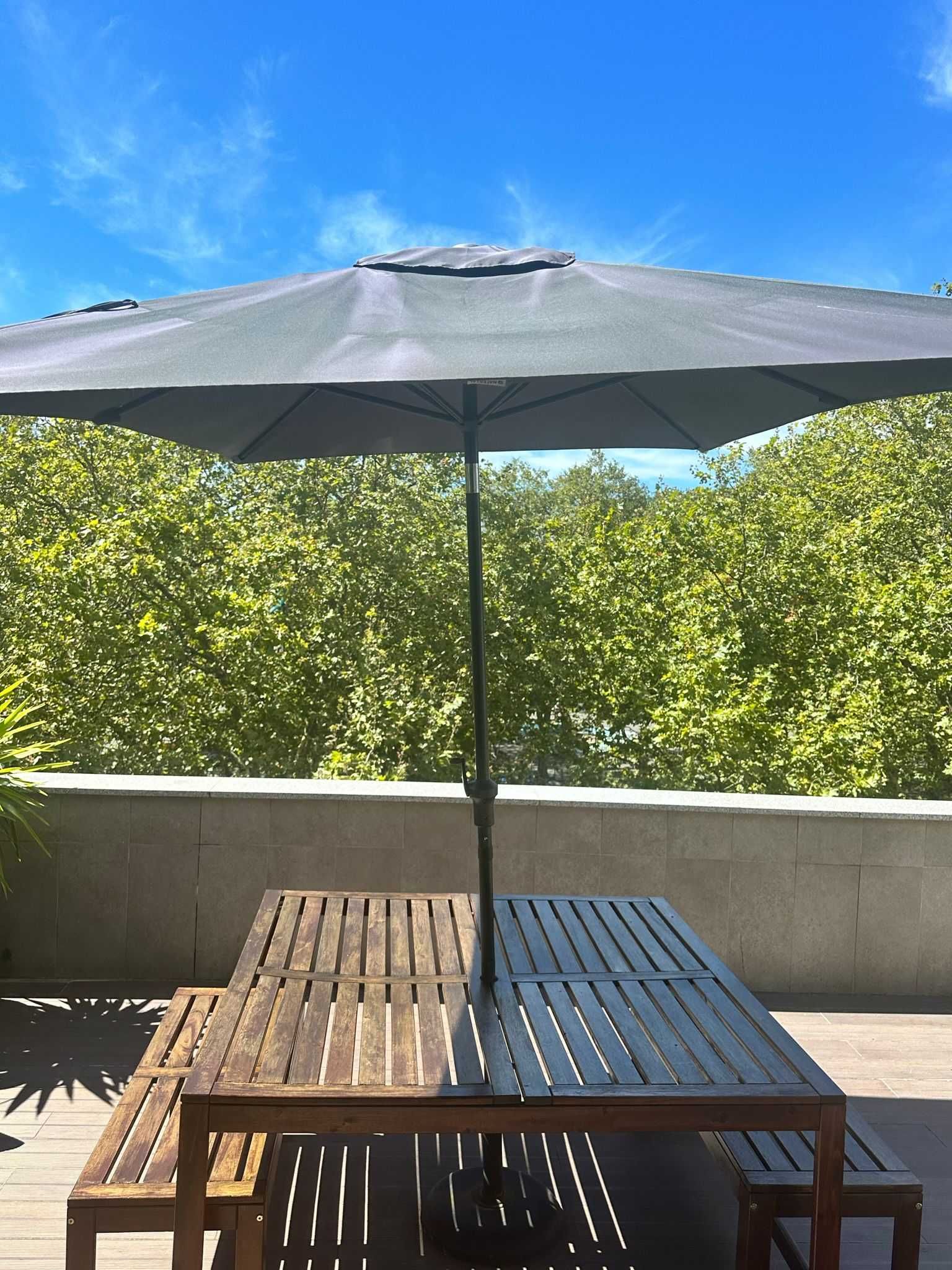 Mesa Externa Madeira com Bancos