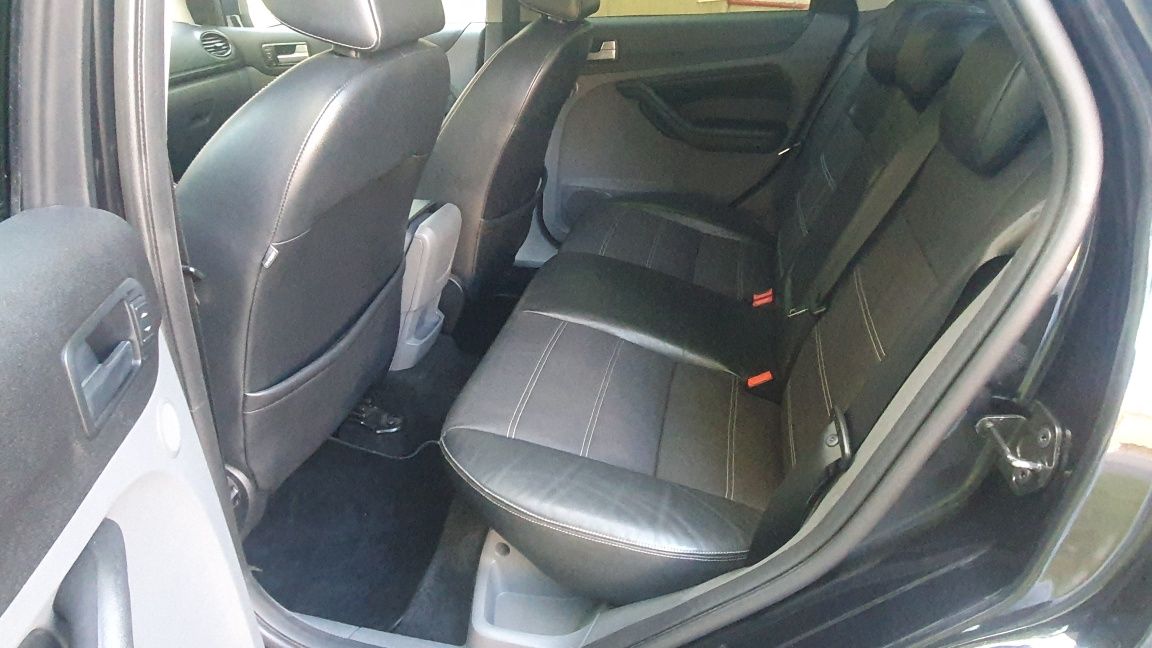 Ford Focus 1.6 TDCi, Titanium, 2008, Impecável