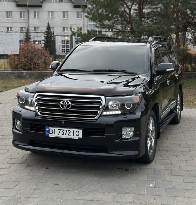Продам Toyota Land Cruiser 200