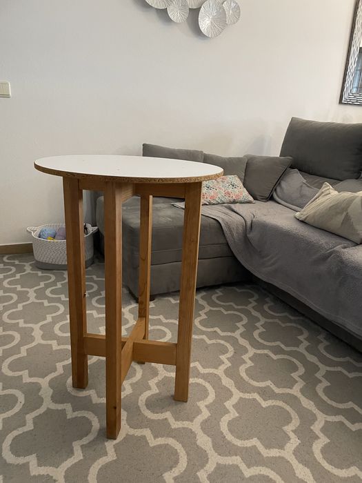 Camilha em bom estado