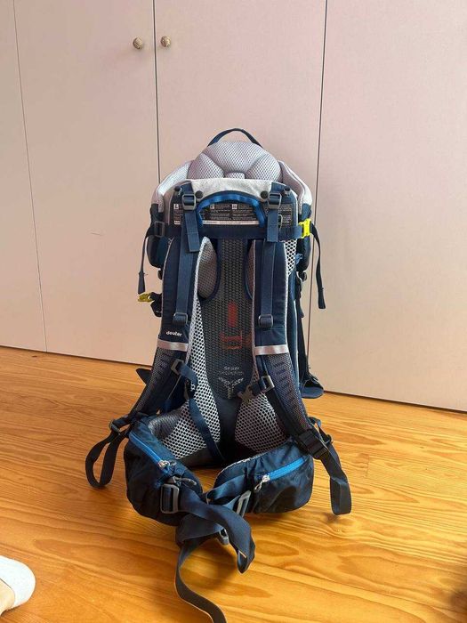 Porta-bebé Deuter Kid Comfort