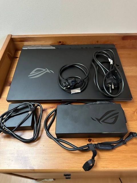 Laptop Asus Rog Strix Scar 17