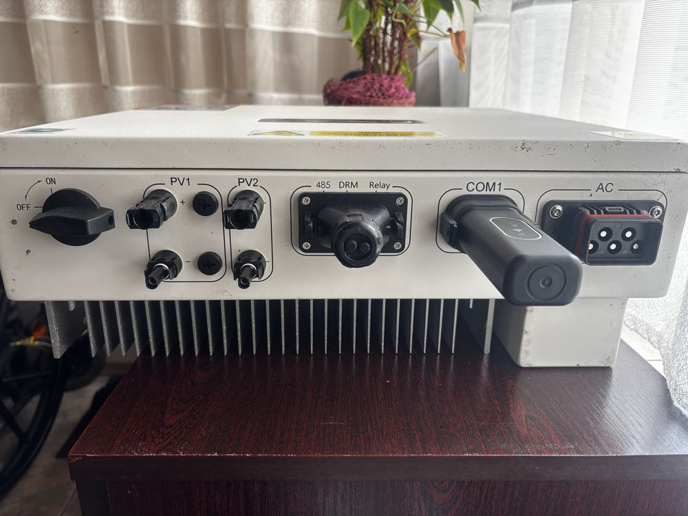 Falownik Renac R3-10K-DT
