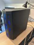 Kompletny zestaw gamingowy – Ryzen 5, RX6600, 32GB RAM, Windows 11 Pro