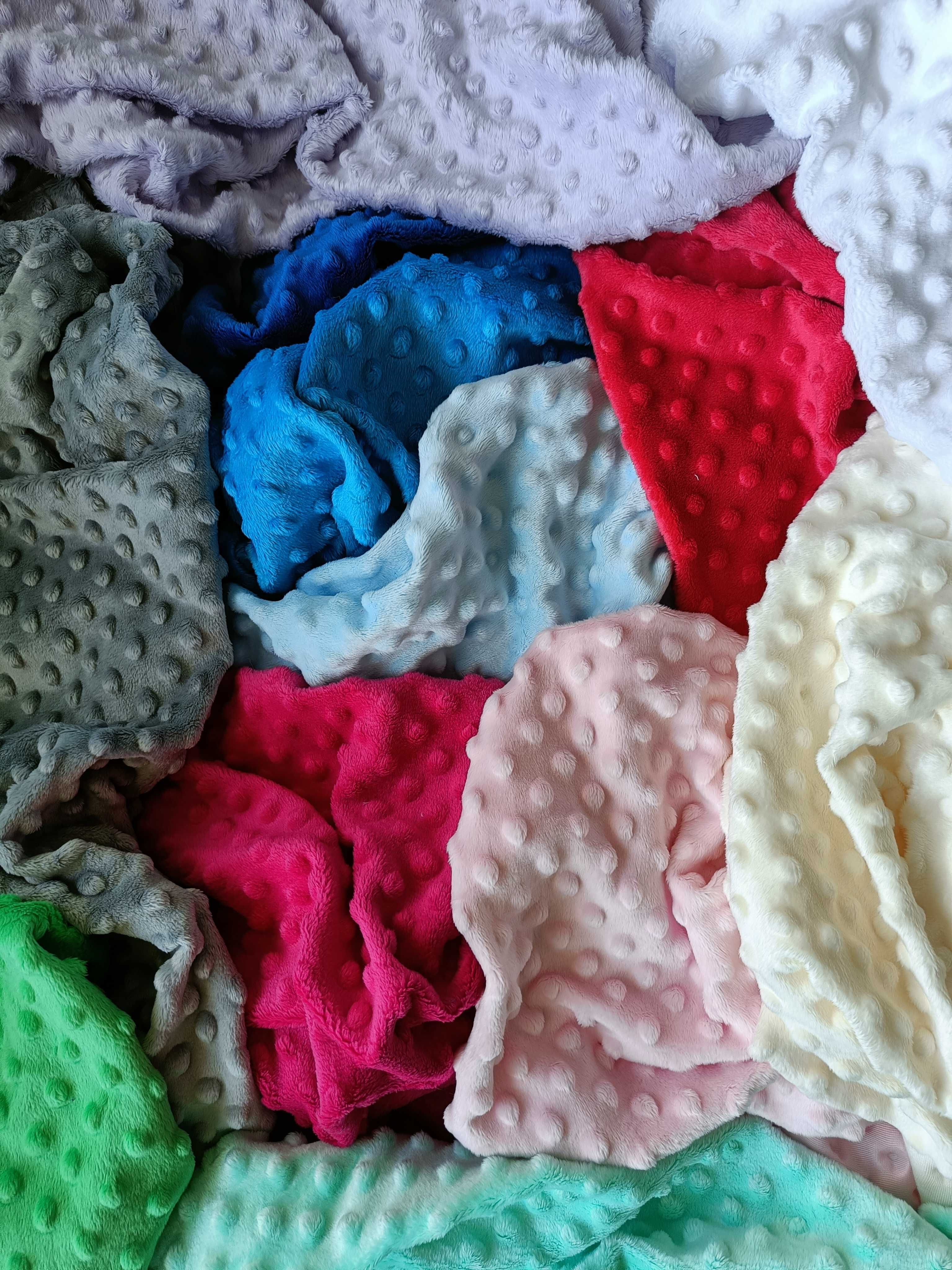 Ścinki Kawałki Końcówki Resztki Tkanin Plusz Minky Małe I Duże 0,5kg