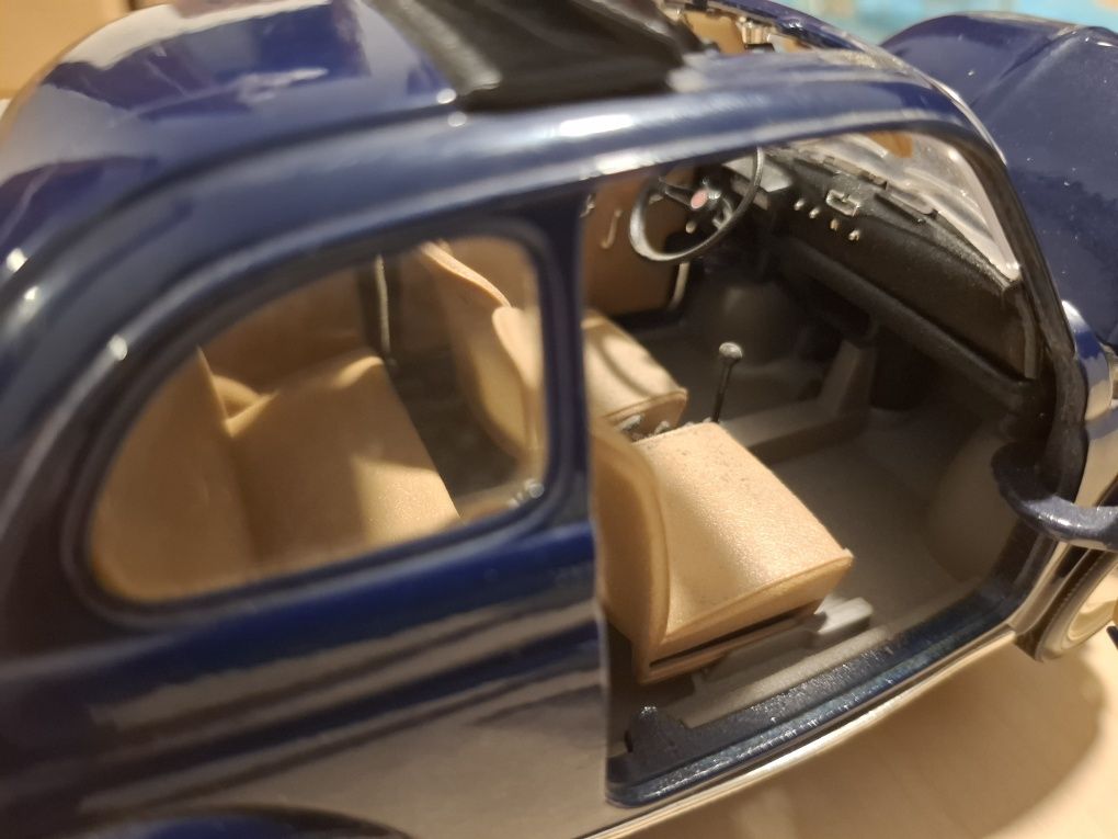 FIAT 500 L Burago 1:18