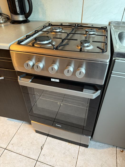 Kuchenka Amica, gazowa, czarna-Inox, stan bdb