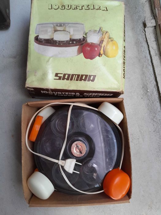 Iogurteira  vintage, marca Samara.