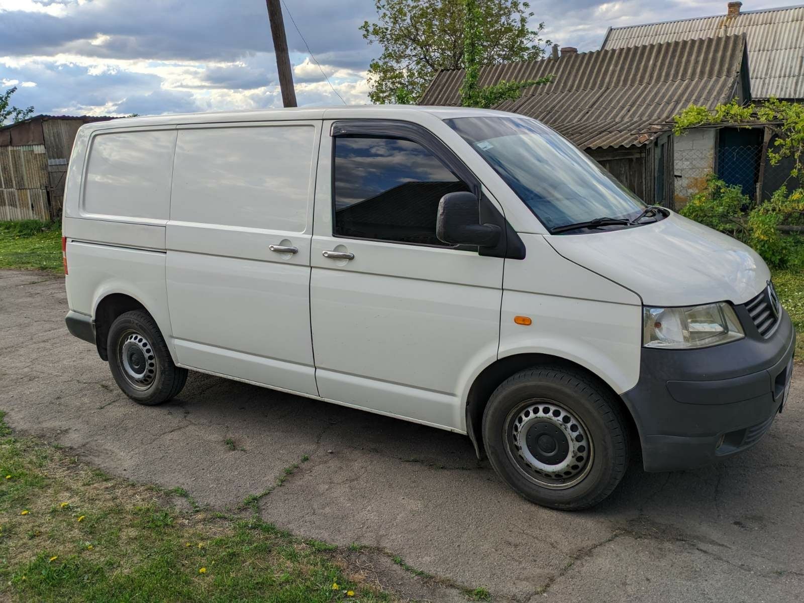 Volkswagen T5 грузовой 1.9