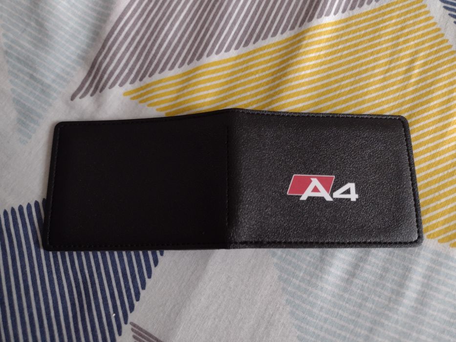 Etui na dokumenty idealny na prezent