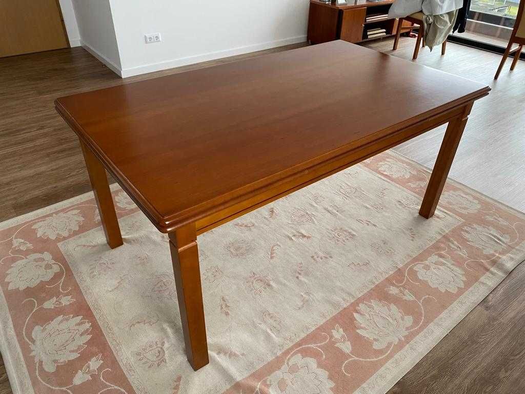 Mesa de Jantar Extensível + 6 cadeiras em Cerejeira