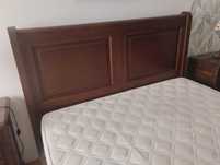 Quarto de casal em madeira