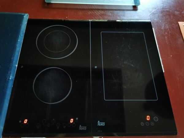 2 Placas Vitrocerâmicas elétricas TEKA