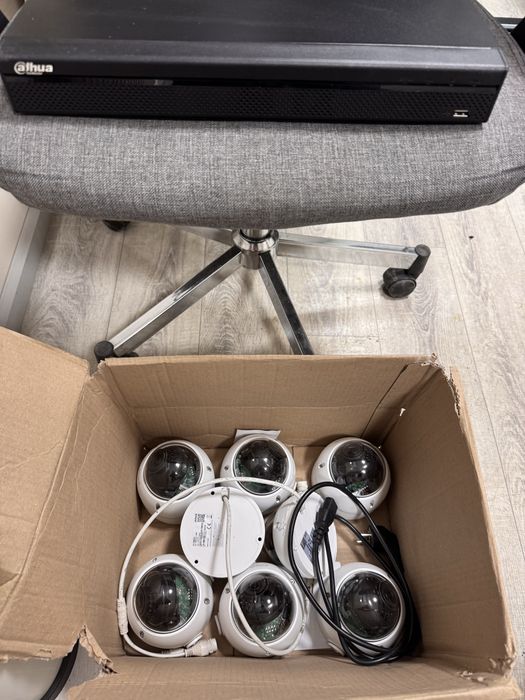 Rejestrator Dahua 16 kanalowy i 8 kamer