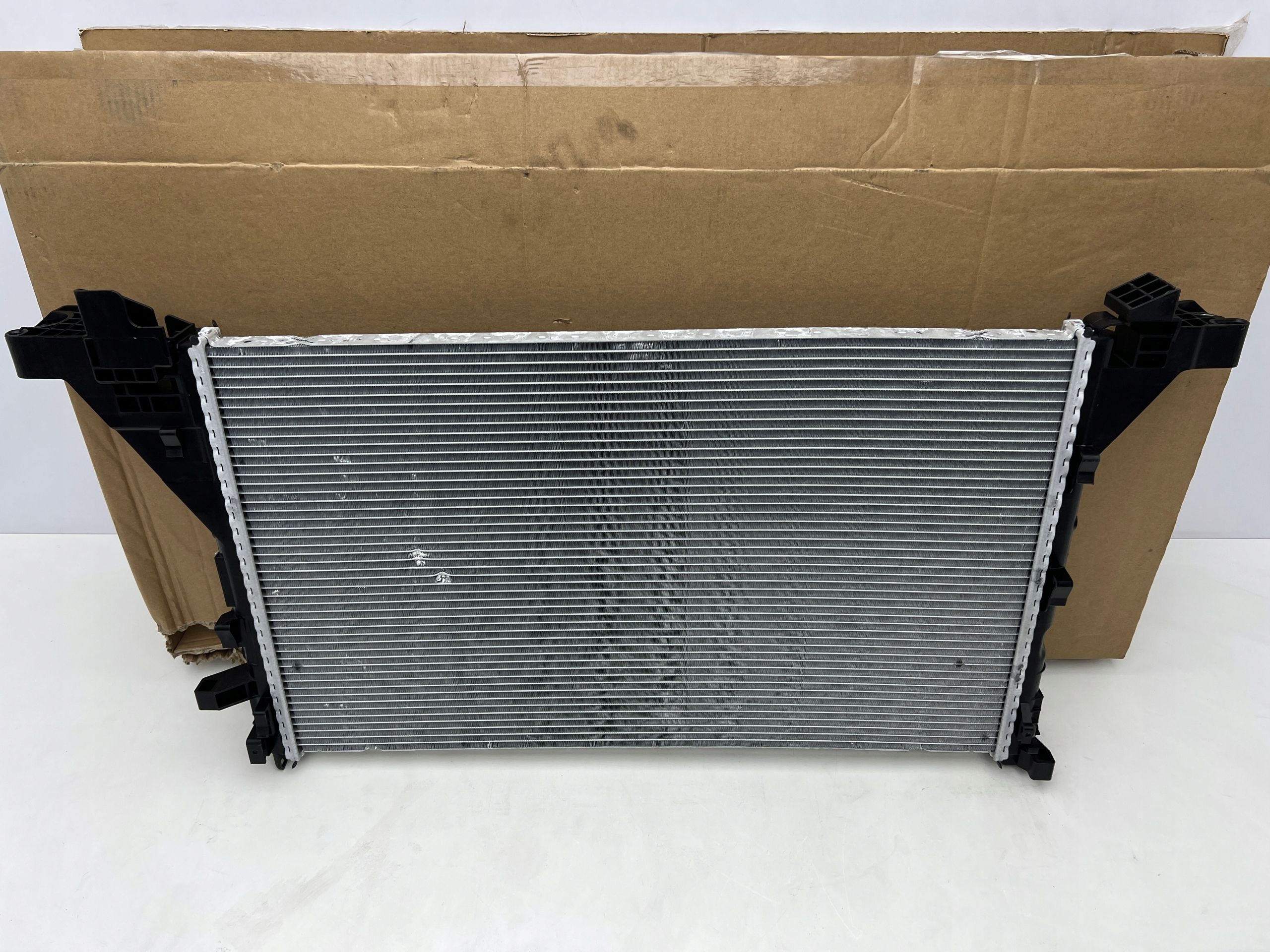 Renault Master Iii 2.3 dci Lift chłodnica Wody oryginał Oem N 19