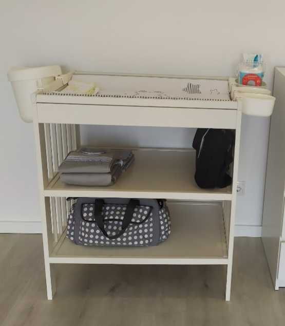 Muda fraldas Ikea