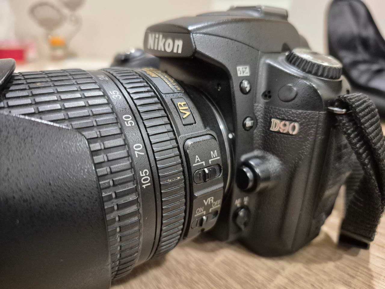 Продам професійний фотоапарат NIKON D 90 18-105 mm