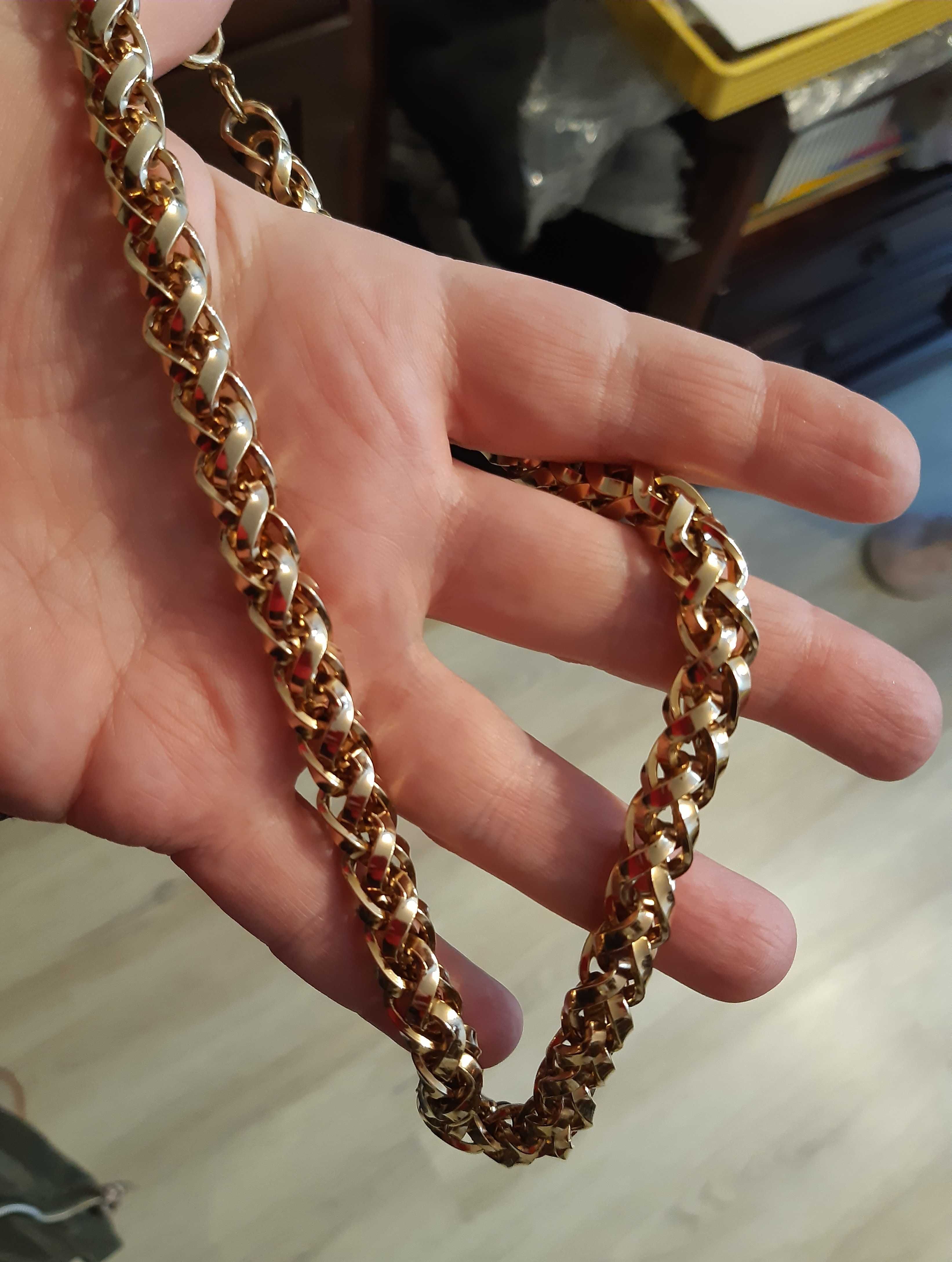 Naszyjnik łańcuch metalowy w kolorze złotym